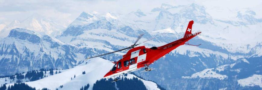 Helikopteres mentes a hegyek között - az utasbiztosító ilyenkor is fizet?